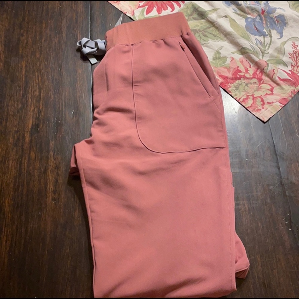 Mauve Taldora joggers